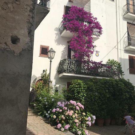 Casa Isabella Loc Turist Br Apartment Lipari  Bagian luar foto