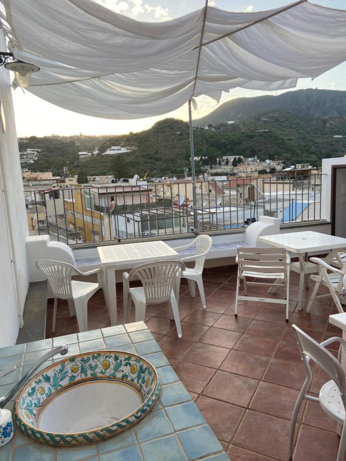 Casa Isabella Loc Turist Br Apartment Lipari  Bagian luar foto