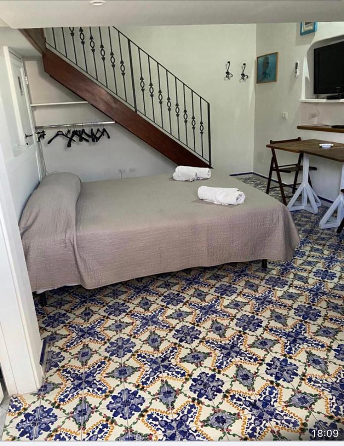 Casa Isabella Loc Turist Br Apartment Lipari  Bagian luar foto