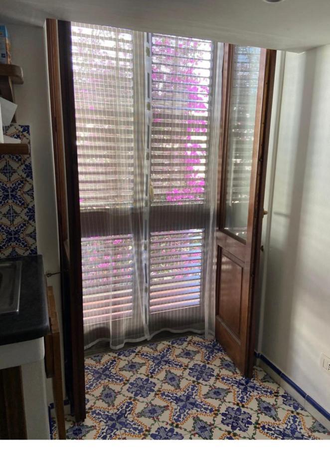 Casa Isabella Loc Turist Br Apartment Lipari  Bagian luar foto