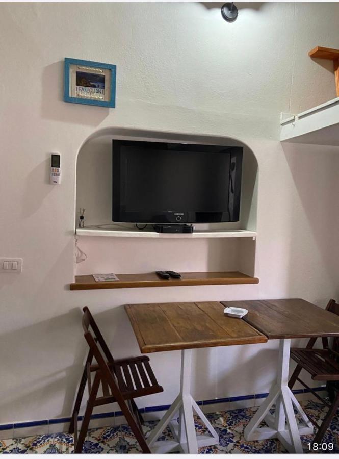 Casa Isabella Loc Turist Br Apartment Lipari  Bagian luar foto