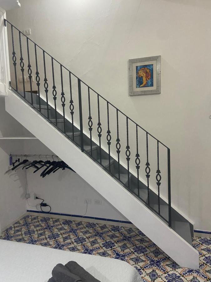 Casa Isabella Loc Turist Br Apartment Lipari  Bagian luar foto