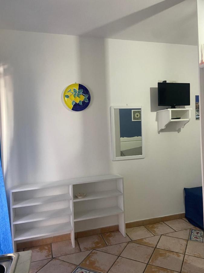 Casa Isabella Loc Turist Br Apartment Lipari  Bagian luar foto