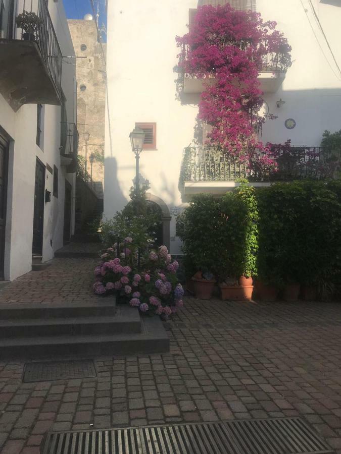 Casa Isabella Loc Turist Br Apartment Lipari  Bagian luar foto