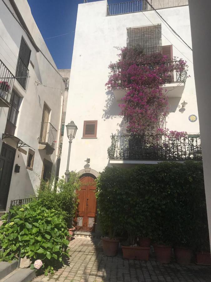 Casa Isabella Loc Turist Br Apartment Lipari  Bagian luar foto